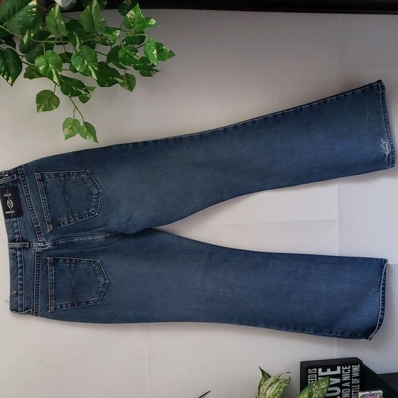 L.E.I Life Energy Intelligence Bootcut Jean's - Picture 7 of 7